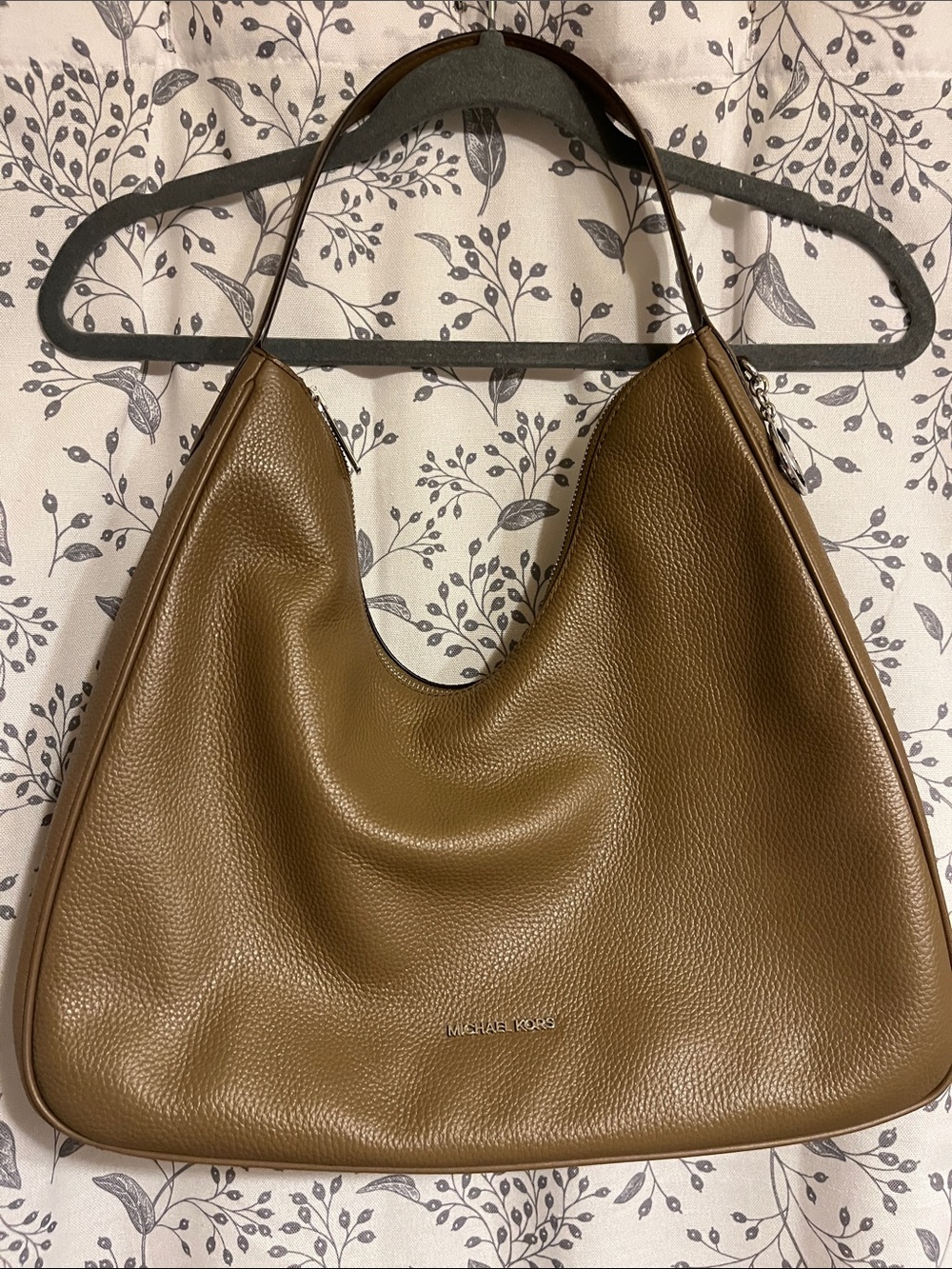 Michael Kors Pebbled Leather Shoulder Hobo in Taupe